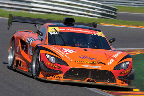 Girlpower: 16-jarige Nederlandse ontketend op Spa-Francorchamps: Van laatste GT naar podium